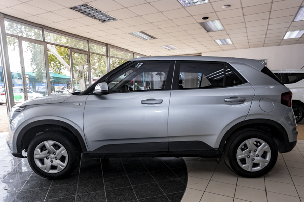 Hyundai Venue 1.0T Motion 2025/105228_HyunVenu1e1.jpg