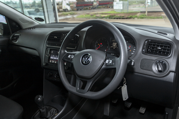 Volkswagen Polo Vivo hatch 1.4 Trendline 2025/105634_VolkPoVi1fh14.jpg