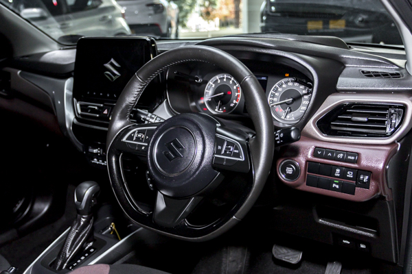 Suzuki Fronx 1.5 GLX auto 2025/105685_SuzuFron1e4.jpg