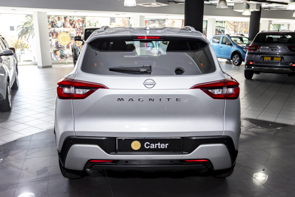 Nissan Magnite 1.0 Turbo Visia 2025/105825_NissMagn1Fe6.jpg