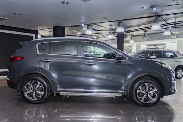 Kia Sportage 2.0 EX 2025/106036_KiaSpor4e10.jpg