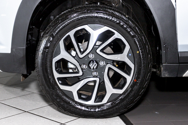 Suzuki Fronx 1.5 GLX auto 2025/106046_SuzuFron1e4.jpg