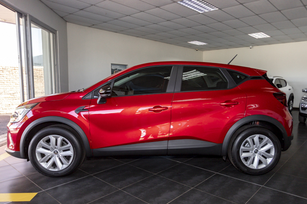 Renault Captur 1.3 Turbo Zen 2025/106520_RenaCapt2e1.jpg