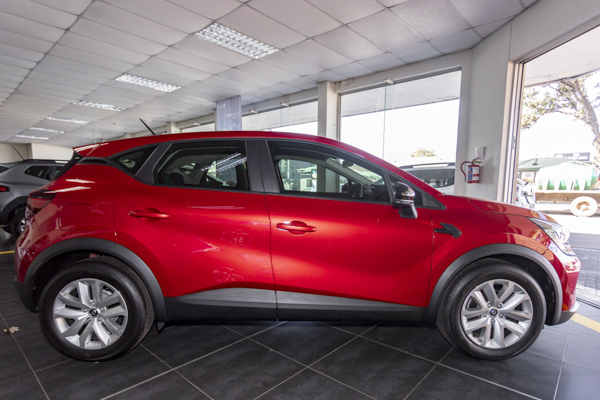 Renault Captur 1.3 Turbo Zen 2025/106524_RenaCapt2e1.jpg