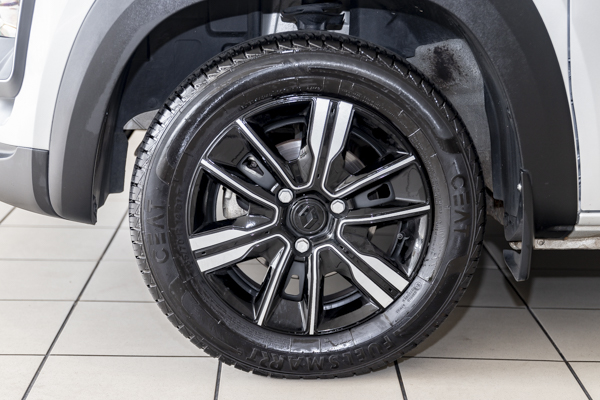 Renault Kwid 1.0 Climber 2025/106811_RenaKwid1Fh11.jpg
