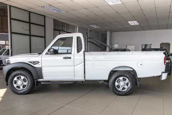 Mahindra Pik Up 2.2CRDe S4 dropside 2025/107372_MahiPikU2p5.jpg