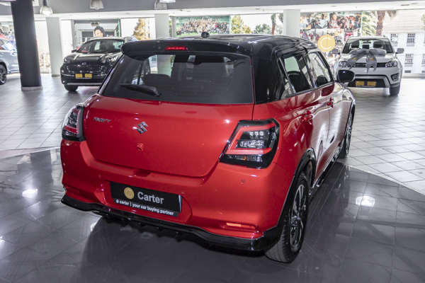 Suzuki Swift 1.2 GLX 2025/107444_SuzuSwif2Fh4.jpg