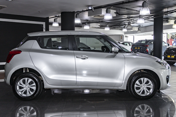Suzuki Swift 1.2 GL 2025/107592_SuzuSwif2Fh2.jpg
