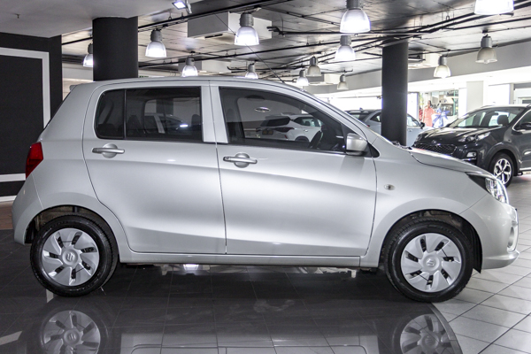 Suzuki Celerio 1.0 GL 2025/107789_SuzuCele1Fh02.jpg
