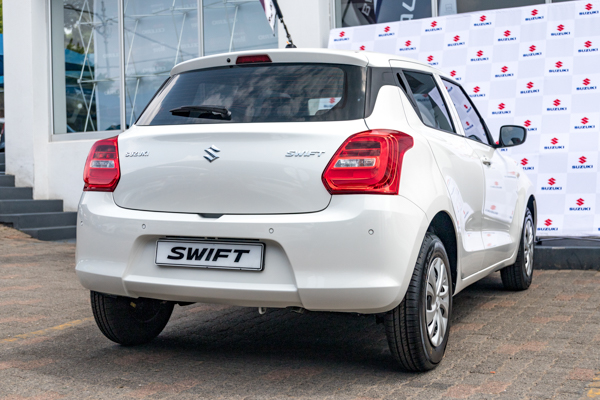 Suzuki Swift hatch 1.2 GA 2025/108176_SuzuSwif1ffh1.jpg