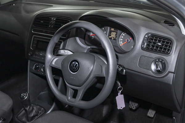 Volkswagen Polo Vivo hatch 1.4 Trendline 2025/108193_VolkPoVi1fh14.jpg