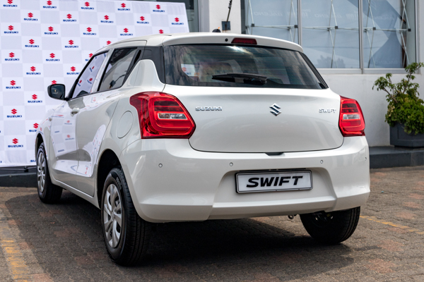 Suzuki Swift 1.2 GA 2025/108236_SuzuSwif2Fh1.jpg