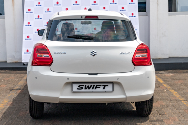 Suzuki Swift 1.2 GA 2025/108237_SuzuSwif2Fh1.jpg