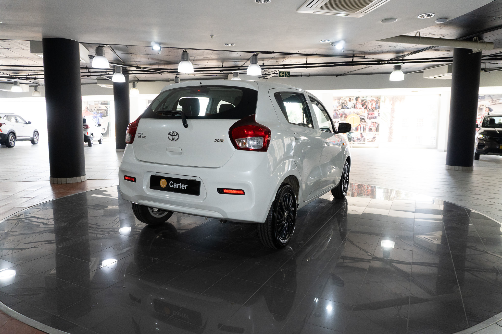 Toyota Vitz 1.0 XR manual 2025/108803_ToyoVitz1h2.jpg