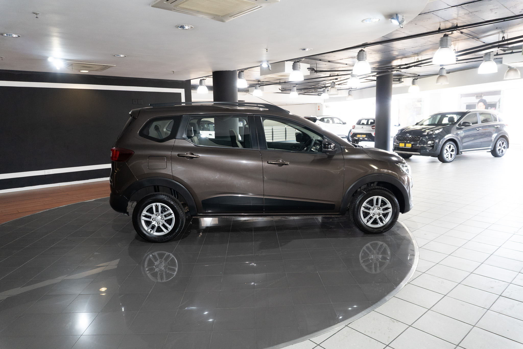 Renault Triber 1.0 Zen 2025/108827_RenaTrib1e16.jpg