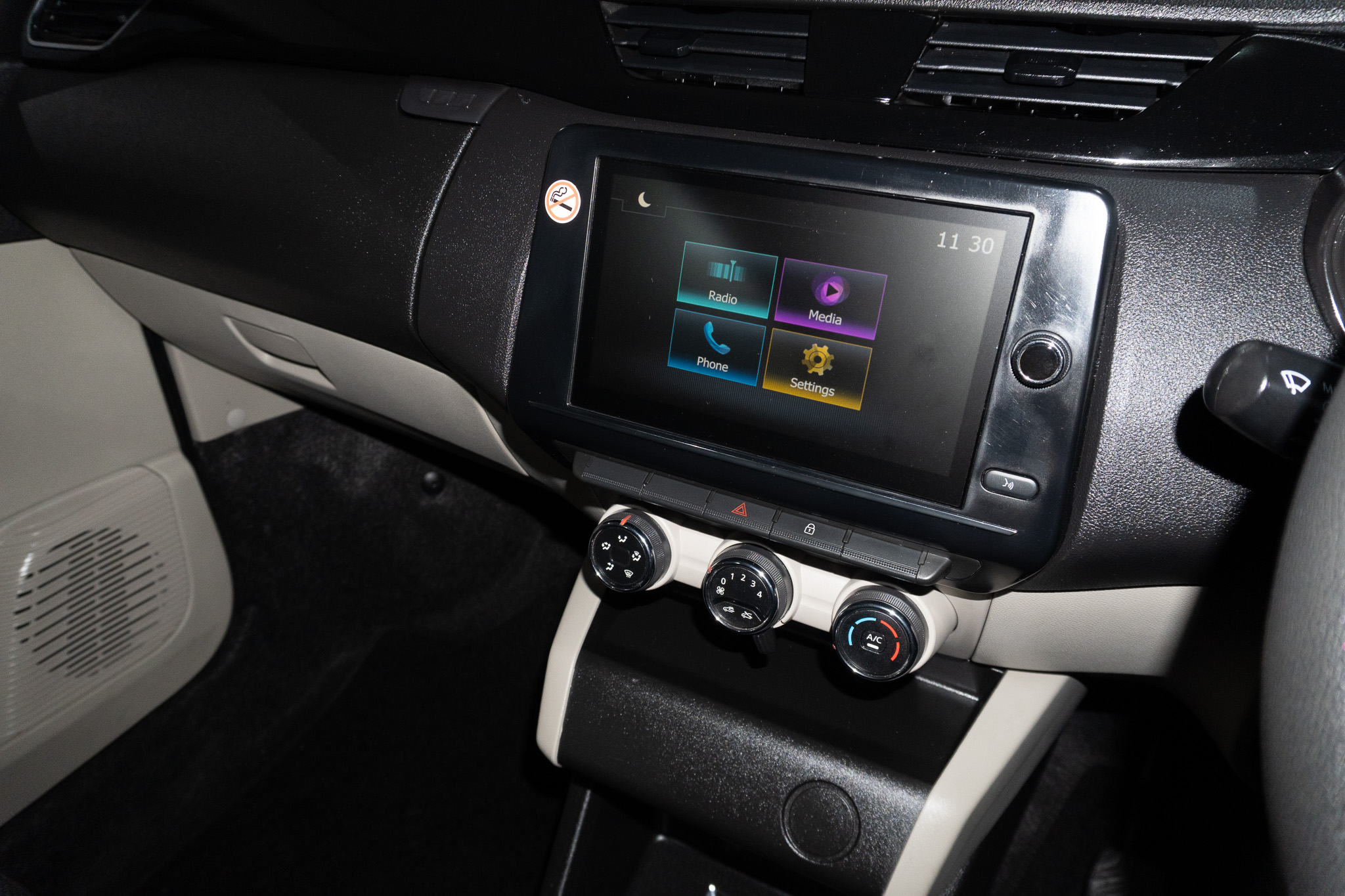 Renault Triber 1.0 Zen 2025/108829_RenaTrib1e16.jpg