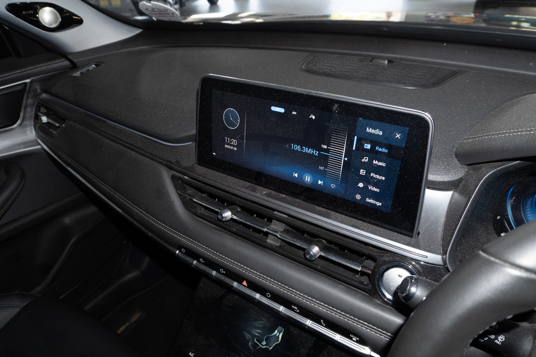 Chery Tiggo 8 Pro 1.6TGDi Executive 2025/108840_CherTigg8_1e2.jpg