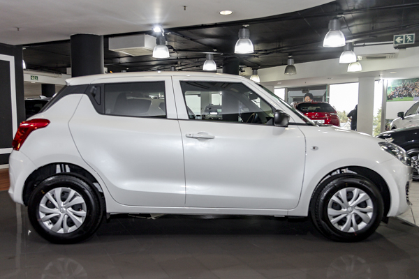 Suzuki Swift 1.2 GA 2025/109070_SuzuSwif2Fh1.jpg