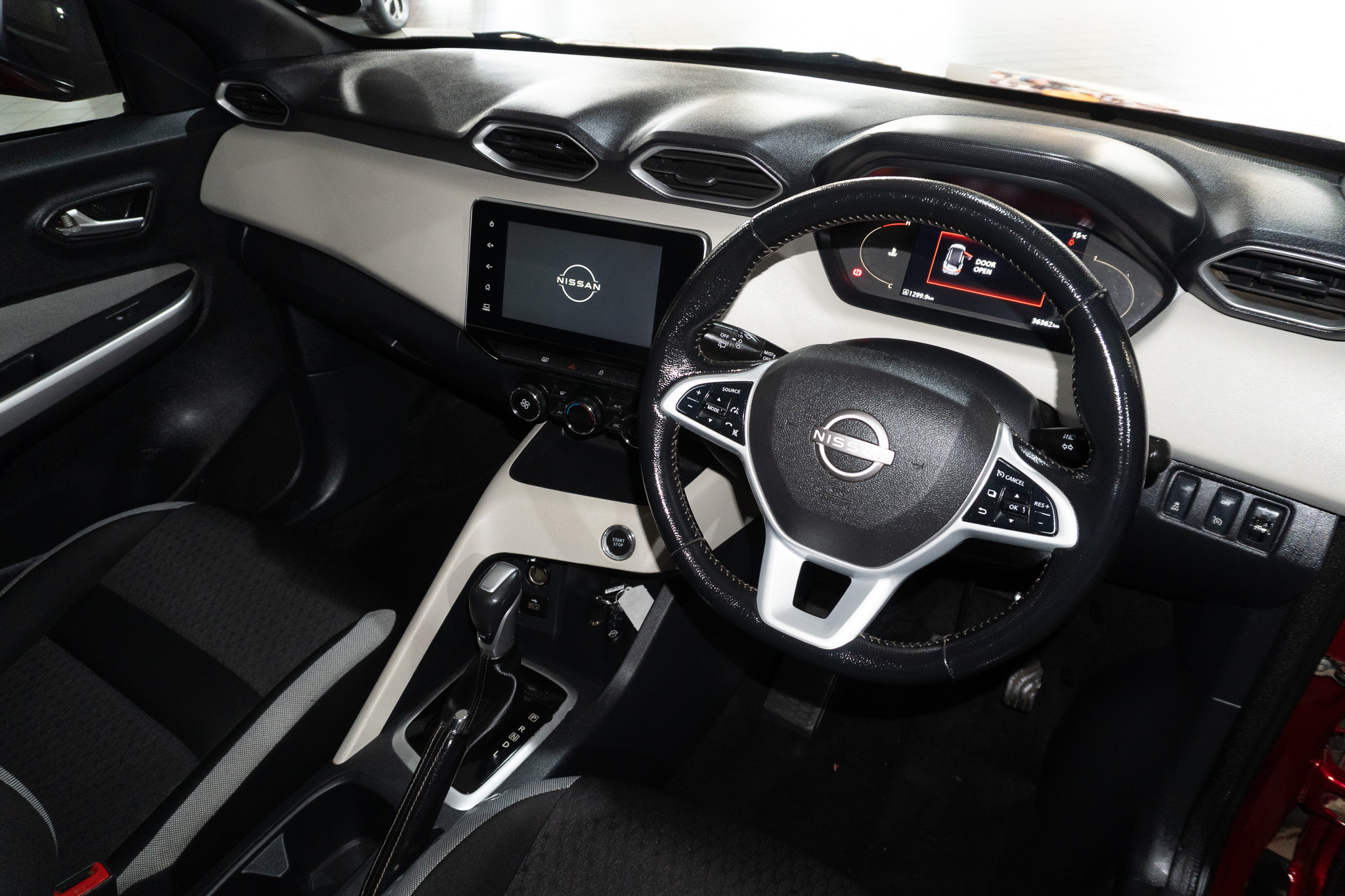 Nissan Magnite 1.0 Turbo Acenta auto 2025/110559_NissMagn1e2.jpg