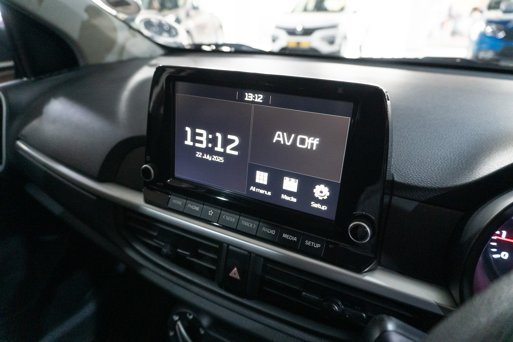 Suzuki Swift 1.2 GL auto 2025/110621_SuzuSwif2Fh3.jpg