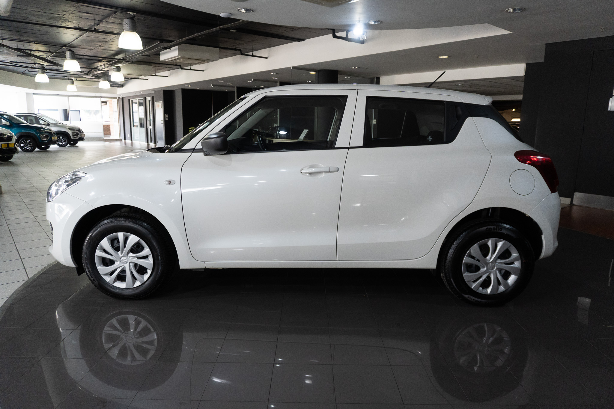 Suzuki Swift 1.2 GA 2025/110628_SuzuSwif2Fh1.jpg