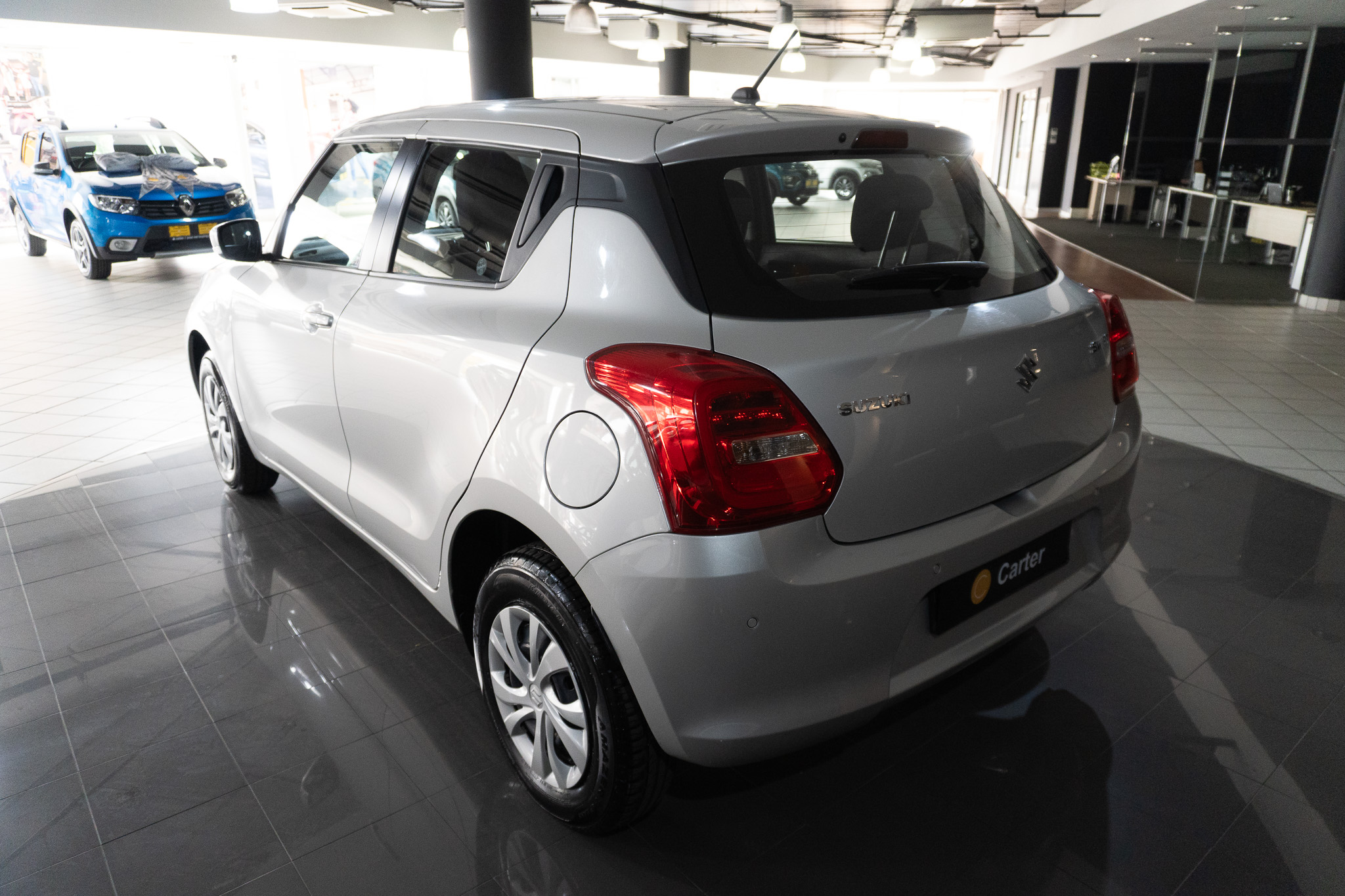 Suzuki Swift 1.2 GL auto 2025/110661_SuzuSwif2Fh3.jpg