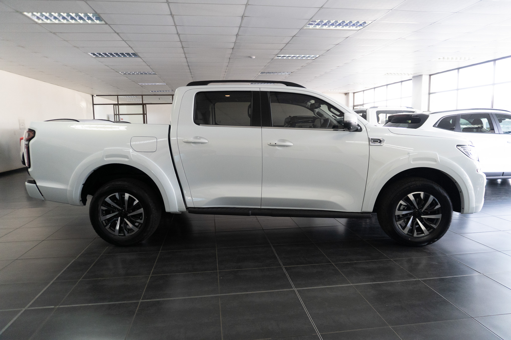GWM P300 2.4T double cab LT 4x4 2025/111076_GWMP300_1d2.jpg