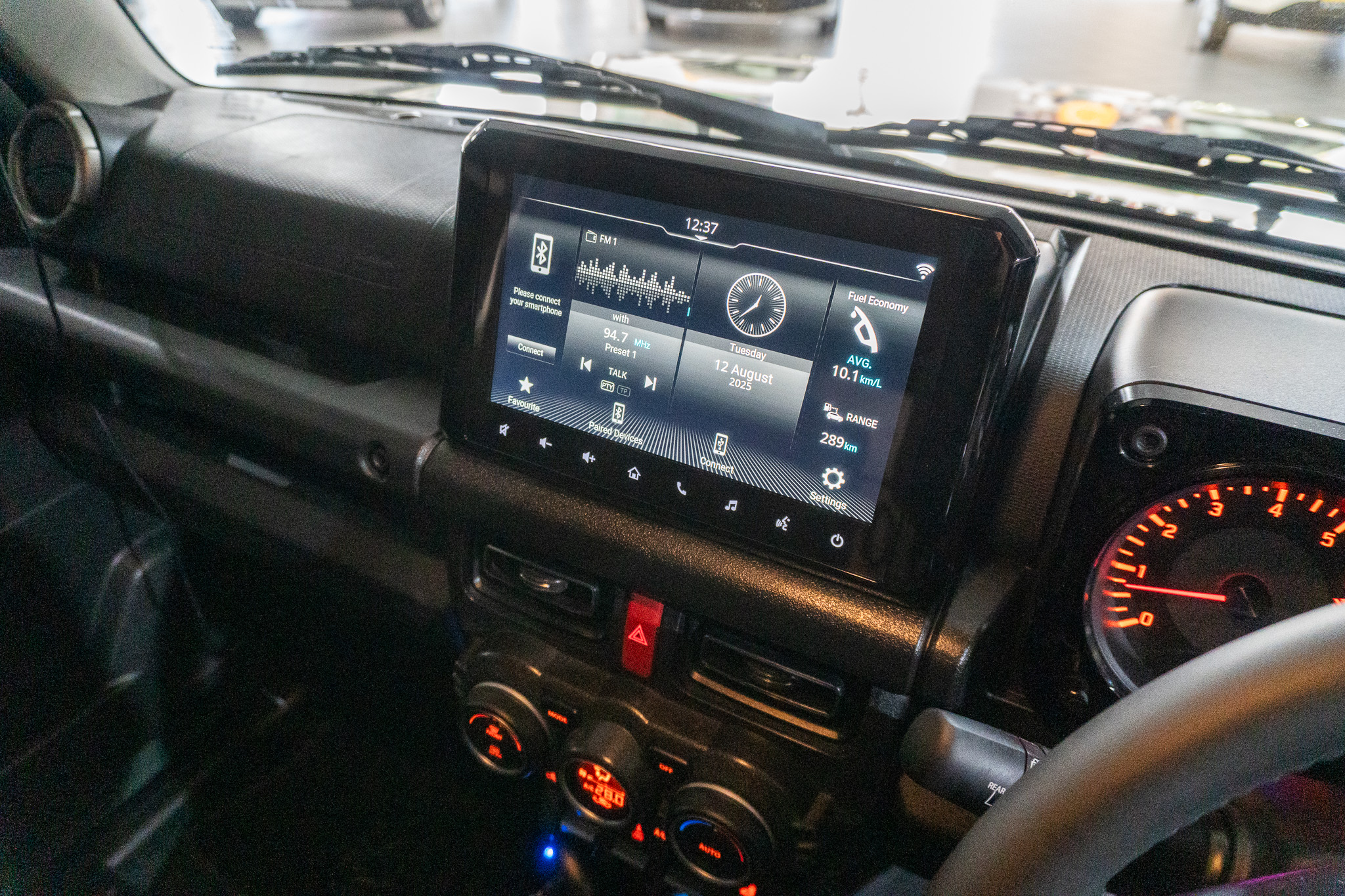 Suzuki Jimny 1.5 GLX AllGrip auto 2025/112156_SuzuJimn2e3.jpg