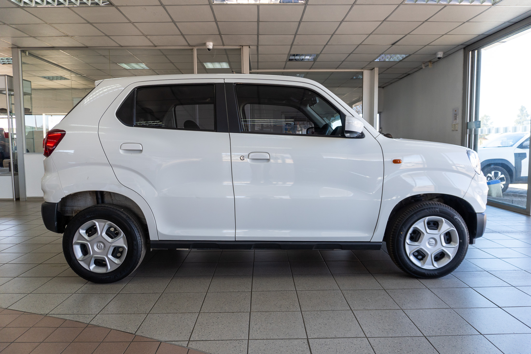 Suzuki S-Presso 1.0 GL auto 2025/113397_SuzuS-Pr1h7.jpg