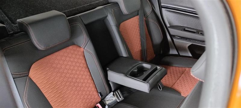 Renault Kiger 1.0 Turbo Intens auto 2025/113571_RenaKige1e12.jpg