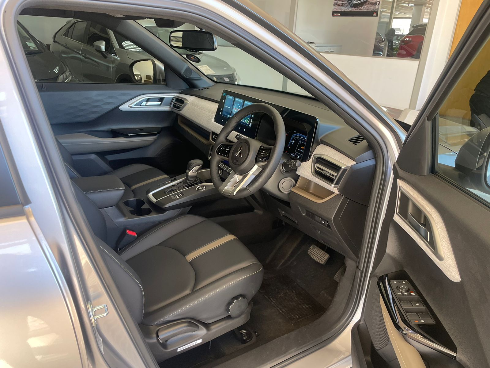 Mitsubishi Outlander Sport 1.5 Aspire 2025/113689_MitsOutS1e3.jpg