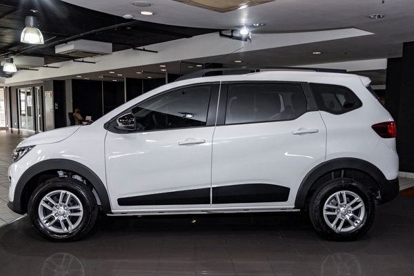 Renault Triber 1.0 Zen 2025/113897_RenaTrib1e16.jpg