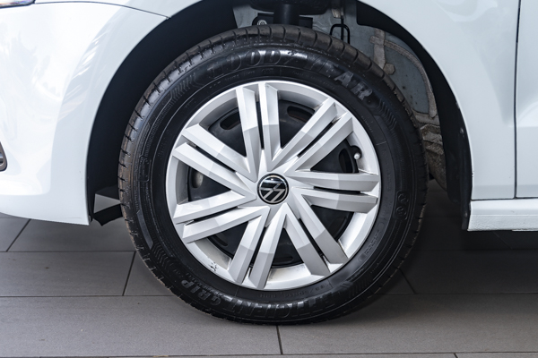 Volkswagen Polo Vivo hatch 1.4 Trendline 2025/114014_VolkPoVi1fh14.jpg