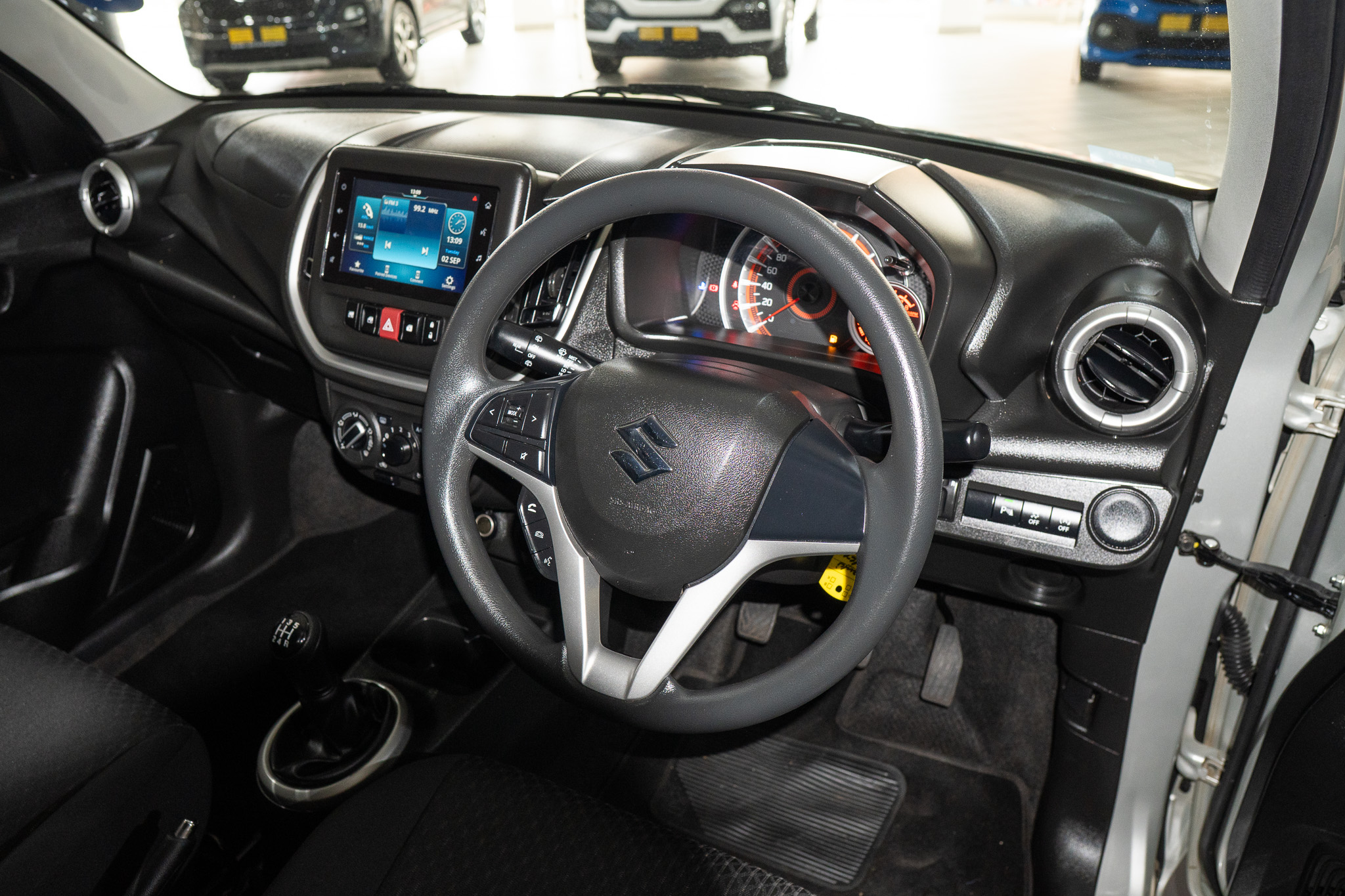 Suzuki Celerio 1.0 GL 2025/114860_SuzuCele1Fh02.jpg
