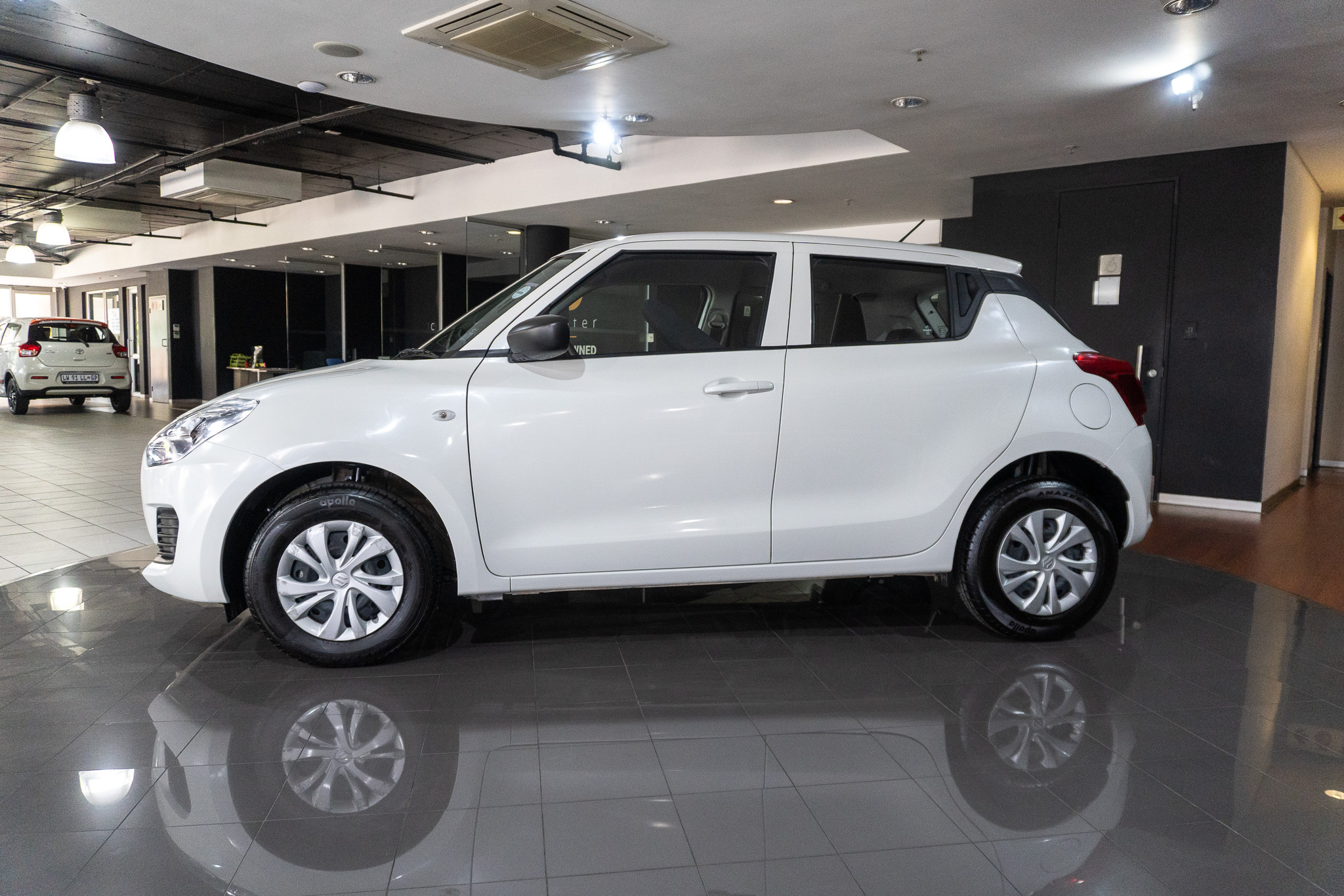 Suzuki Swift 1.2 GA 2025/115229_SuzuSwif2Fh1.jpg