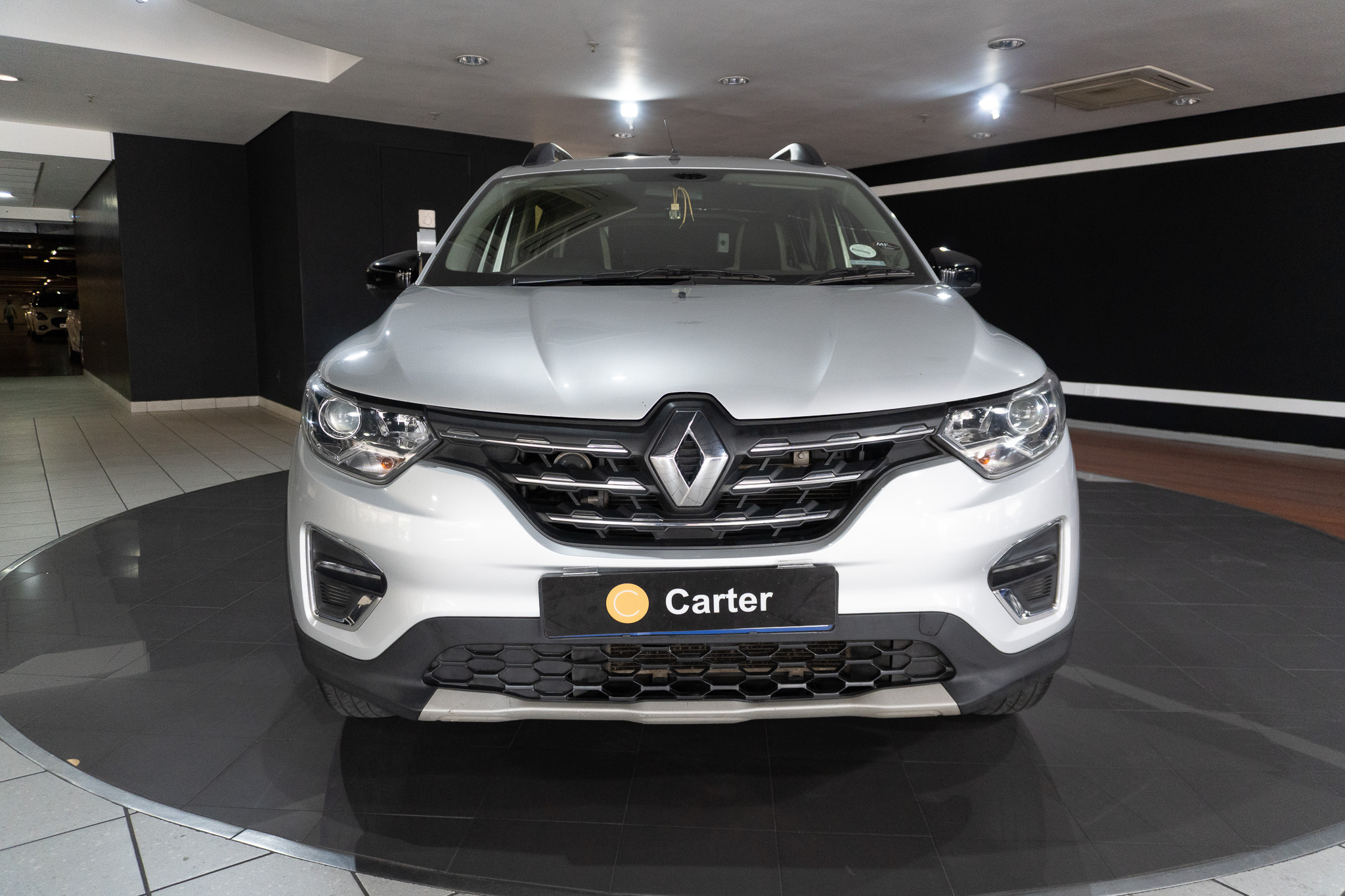 Renault Triber 1.0 Prestige auto 2025/116279_RenaTrib1e14.jpg