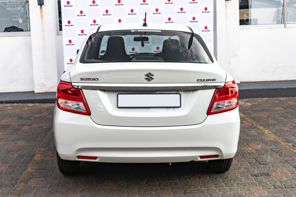Suzuki DZire 1.2 GA 2025/116298_SuzuDZir2Fs1.jpg