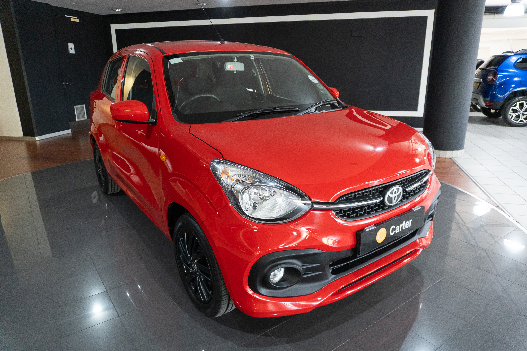 Toyota Vitz 1.0 XR manual 2025/116648_ToyoVitz1h2.jpg