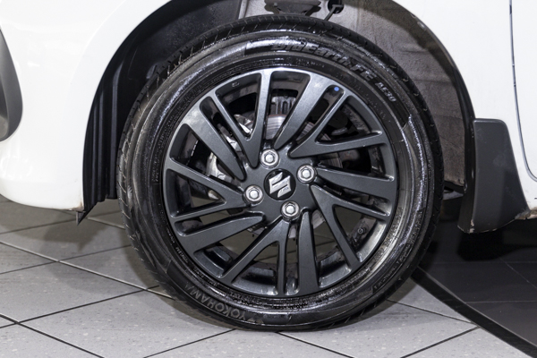 Suzuki Celerio 1.0 GL 2025/116663_SuzuCele1Fh02.jpg