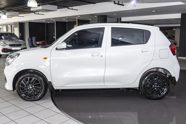 Suzuki Celerio 1.0 GL 2025/116664_SuzuCele1Fh02.jpg