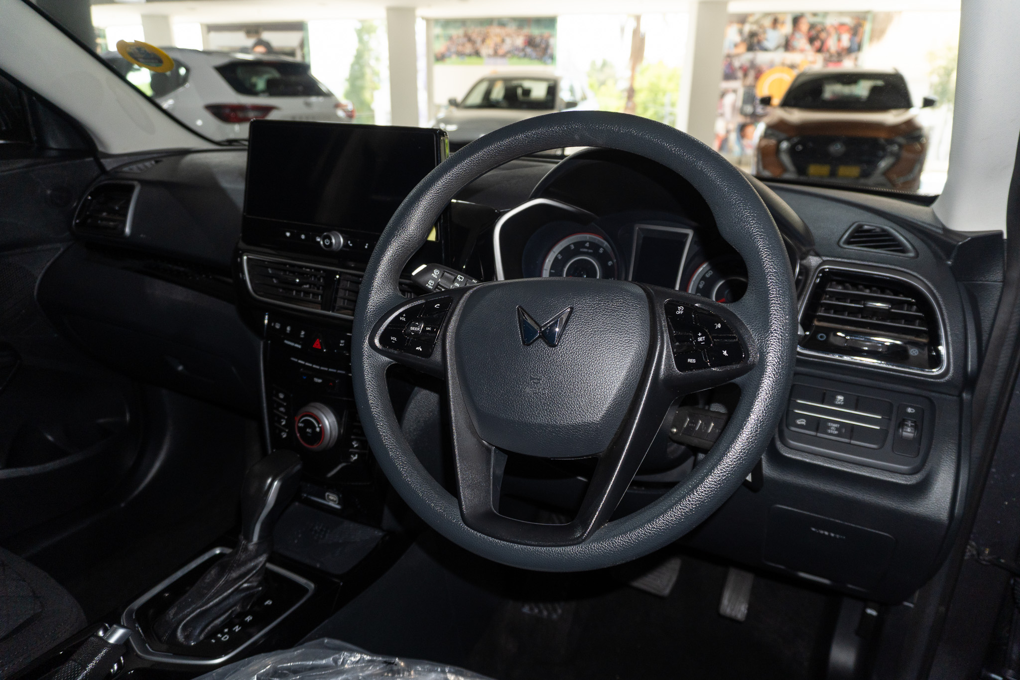 Mahindra XUV 3XO 1.2T MX3 auto 2025/116725_MahiXUV3X_1e4.jpg