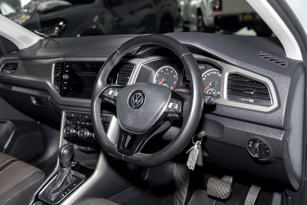 Volkswagen T-Roc 2.0TSI 4Motion Design 2025/97728_VolkTRoc1Fe8.jpg