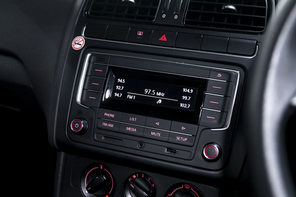 Volkswagen Polo Vivo hatch 1.4 Trendline 2025/97819_VolkPoVi1fh14.jpg