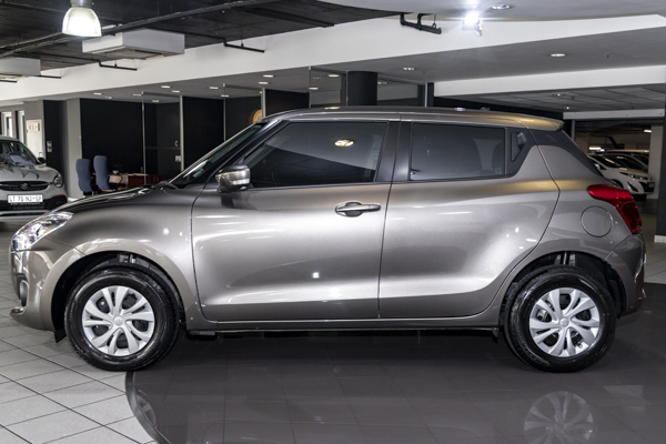 Suzuki Swift hatch 1.2 GA 2025/98223_SuzuSwif1ffh1.jpg