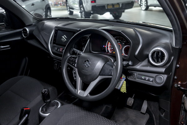 Suzuki Celerio 1.0 GL 2025/98581_SuzuCele1Fh02.jpg