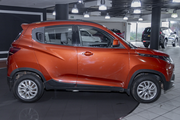 Mahindra KUV100 1.2 G80 K6+ 2025/99402_MahiKUV1_1e2.jpg
