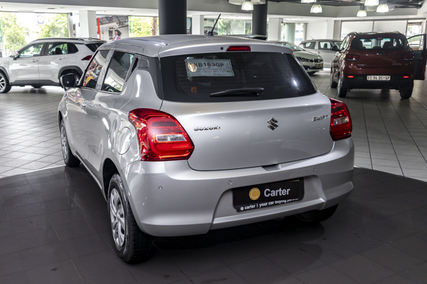 Suzuki Swift hatch 1.2 GA 2025/99456_SuzuSwif1ffh1.jpg