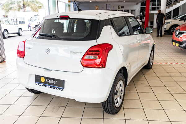 Suzuki Swift hatch 1.2 GL auto 2025/99949_SuzuSwif1ffh3.jpg