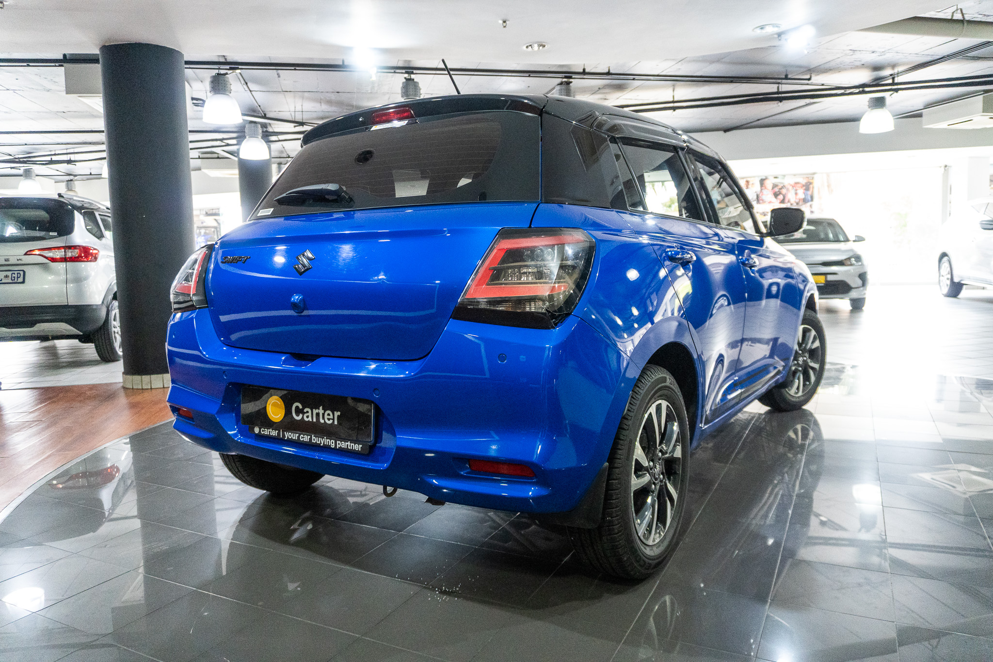Suzuki Swift 1.2 GLX manual 2026/120706_SuzuSwif3h4.jpg