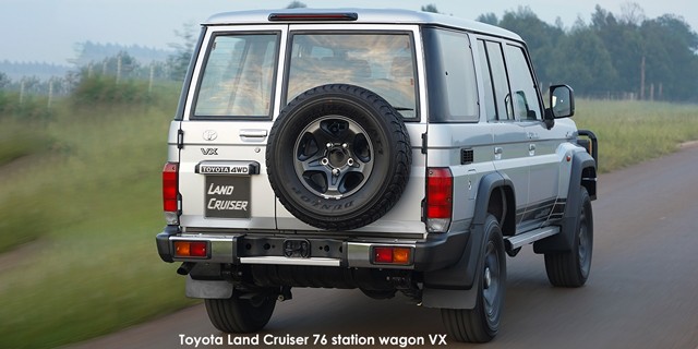 Toyota Land Cruiser 76 2.8GD-6 station wagon VX 2024_Toyota_Land_Cruiser_70_Series-43--76-station-wagon-VX--2024.02-za.jpg